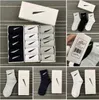 2023 Sale Sports Socks Tubesocks Designer Mens شخصية تصميم أنثى نمط مدرس مدرس ملون N City for Man and Womengo4i