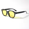 Okulary przeciwsłoneczne moda zielona rama żółta soczewki kwadratowy design marki vintage nity prostokąta okulary przeciwsłoneczne Mężczyzny odcienie 230717
