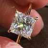 Cluster-Ringe 18 Karat Au750 Gelbgold Damen Hochzeit Verlobungsring 1 2 3 4 5 Quadratischer Prinzessin-Moissanit-Diamant Trendy Classic