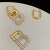 Stud New 2022 Populära 14K Glod Plated Letter B Dangle örhängen Kvinnors uttalande Mikrouppsättningar Rhinestones ovanliga örhängen J230717