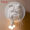 Applique murale TYLA nordique intérieur lampes luminaire moderne LED appliques créatif chien forme roman pour la maison Foyer couloir