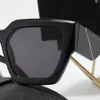 Hot Style Designer Solglasögon för män Polariserade solglasögon Kvinnor UV400 linser Cat Eye Full Fram Sun Glasses Sportcykel Kör resor Solglasögon MAN MAN