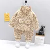 Set di abbigliamento OLEKID Primavera Autunno 2PCS Set di abbigliamento per bambina in cotone Cappotto di leopardo in cotone Pantaloni cargo per bambina Set di vestiti per ragazzino 230717