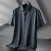 Camisas casuais masculinas plus size 7XL alta elasticidade verão luxo listrado vertical manga curta sem costura vestido masculino peito único