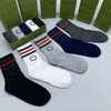 Designer Mens Womens Socks Five Par Luxe Sports Winter Mesh Letter Printed Sock Embroidery Cotton Man Woman With Box Summer Autumn Four Seasons Socks Uniform Size Size