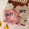 Ensembles de vêtements Ensemble de coton pour enfants 2023 Été Garçons et filles T-shirt à manches courtes imprimé lettre 2PCS Set Costume d'athlétisme pour enfants Lounge Z230717