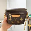 Bolsas de cintura Mujeres 23ss Mini Bumbag Ladies Luxury Crossbody Mens Cinturón Paquete de pecho Flor de cuero Bum Bag Designer Fanny Pack con cadenas Bolsos