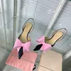 Le Cadeau Crystal-embellished Satin Slingback Pumpar Satin Double Bow Suit Dress Bankett Decoration Rhinestone Shoes Stiletto Heels Ankel Binding Designer Models