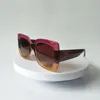 Lunettes de soleil de luxe pour femmes Fashion Big Frame Lunettes de soleil Ladies Driving Goggle Beach Eyewear