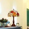 Bordslampor Tiffany Vintage Flower Medelhavet Stainat Glass LED Desk Light Fixtures Bedroom Bedside Stand Lamp Home Art Decor