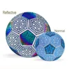 Ballen Maat 5 Voetbal Lichtgevend Nacht Reflecterend Voetbal Glow in the Dark Voetballen Voor Volwassenen Tieners Outdoor Teamtraining 230717