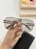 Designer Uomo Moda Cool Occhiali da sole da donna per donna Pilot Design Quadrato Occhiali da vista con montatura di alta qualità per il tempo libero Stile selvaggio Protezione UV400
