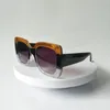 Lyxiga solglasögon för kvinnor mode Big Frame Sun Glasses Ladies Driving Goggle Beach Eyewear