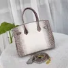 Platinum Luxurys in pelle di borse 2024 BAG DI CROCODILE REAL BASS BASSE DOMENA BASSO DONNA BASSO DEMBI CROVE CROVE ONE SCHE PORTATILE ESPRITÀ E SIMMA