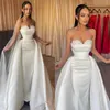 A Line Vintage Dresses Pearls Sweetheart Satin Wedding Abet Overkirts Long Designer Bridal Gowns Sweep Train