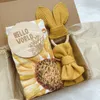 Geschenksets geboren Baby Welkomstgeschenkset Jongen Meisje Unisex Geschenkdoos Deken Kam Speelgoed Kit voor geboren Meisjes Jongens Pography Props Geboortegeschenk 230717