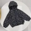 Jacke Hoodi hochwertige Marke Brief Designer Luxus Jungen Mädchen Reißverschluss dünner Stil Hoodi Kinder Langarm Frühlingsjacke Babykleidung 100 cm-150 cm A08