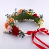 Kopfbedeckungen Itacazzo Dekorative Requisiten Damen Süße Hochzeit Blumendekor HaarbandReise-Po-Kranz