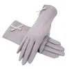 Guantes de cinco dedos Moda Verano Algodón Estampado Punto Corto Antideslizante Transpirable Damas Delgado Sol Protección UV Guantes Guantes de conducción para mujeres 230717