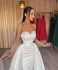 A Line Vintage Dresses Pearls Sweetheart Satin Wedding Abet Overkirts Long Designer Bridal Gowns Sweep Train