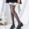 Kadınlar SOCKS Japon Tatlı Lolita Çorapları Dantel Dövülmüş Külotlu Çekim Retro Çiçek Beyaz Çorap Klasik Fishnet Tayt