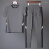 Survêtements pour hommes Arrivée Cool Et Mince T-shirt À Manches Courtes Pantalon Deux Pièces Ensemble Solide Chemise Pantalon Accueil Costumes Homme Taille M-5XL 956