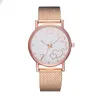 Horloges Leisure Fashion Network With Love Shaped quartz dameshorloge is een must-have keuze om vrienden en echtgenotes cadeau te doen