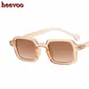 Lunettes de soleil Fashion Retro Gradient Rectangle Femmes STEAT Punk Lunets Small Square Brand Designer Sun Vintage Sun Men