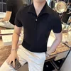 Polo da uomo Squisito stile coreano Oneline Neck Casual Polo a maniche corte 2023 Summer Cuban Collar Men Office Club Streetwear 230717