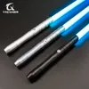 Bâtons Lumineux LED TXQSABER Sabre Laser RVB Poignée En Métal 12 Couleurs Force FX Sabre Pour Duel Lourd Double Connecté Laser Jedi Épée Cosplay Jouets 230718