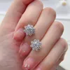 Nowy modny 925 Sterling Silver Gold Plated Test Diamond Moissanite Kolki