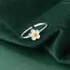 Anelli a grappolo Alla moda Semplice colore argento Dolce margherita Per le donne Fiore carino Regolabile Polsino aperto Fede nuziale Gioielli femminili Incontri Regalo