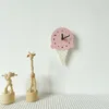 Стеновые часы 1pc Творческие милые инспирты в стиле нордического стиля дома мини -форма мороженого мультфильм молча