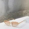 Cat Eye Solglasögon Gold Metal Brown Lens for Women Mens Summer Sunnies Designers Solglasögon Sonnenbrille Sun Shades UV400 Eyewear Wth Box