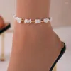 Bracelets de cheville été blanc pierre concassée monocouche pieds chaîne femmes géométrique alliage riz perle bohème bijoux accessoires