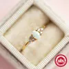 Pierścienie klastra Canner 925 Srebrny pierścień biały w kształcie jaja opal elegancki winorośl dla kobiet urodzinowy prezent biżuteria cyrkon