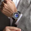腕時計の腕時計は、ファッションを放浪する地球の男性ビジネス限定版レザーストラップレロジオマスクリノ