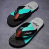 Hausschuhe Sommer Männer Flip-Flops Strand Hausschuhe Sandalen Rutschfeste Flache Urlaub Outdoor Rutschen Casual Mode Mann Hause Hausschuhe 2023 neue L230718