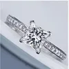 FecharTodo - Tamanho 4-11 Corte princesa Topázio de 1 ct Jóias de luxo Simulação de pedras preciosas de diamante Aliança de noivado Finger2786