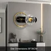 Relógios de parede Relógio de metal acrílico Decoração de design moderno Luz Luxo Moda Luz de fundo Mudo Decoração de casa
