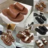 Clea Chunky Sandals Designer Triomphe Gladiator Sandal Women Leather Fishman Cinturino con fibbia regolabile Scivoli Pantofole Taglia 35-42 Scarpe con muli spessi e spessi