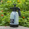 Bilbricka tvättskum Spray Kettle Hushåll Hushållen Handhållen Blomma Horticultural Pressure Sprayer Manual Pots 2L