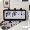 Bordklockor Heminredning Vintage Creative Flip Clock Mechanical Aarm Desktop Digital med kalender