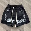 Hellstar Shorts Designer Shorts Masculino Shorts 2024 Studios Sounds Like Heaven Homens Mulheres Qualidade Cordão Calças Oversized Homens Swim Shorts 9099