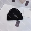 Outono inverno gorros de caveira triângulo flanging lã malha chapéus de lã homens mulheres gorros gorros grossos com etiquetas