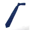 Bow Ties Fashion For Men Women 1200-stift 8cm 3.15 '' Business Wedding Silk Tie Randig mönster svartblå röd klassisk slips