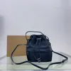 Bolsa balde feminina de alta qualidade Bolsa crossbody de material de nylon Bolsa de ombro leve e prática, grande capacidade para acomodar tendências da moda casual