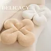 Cuscini peluche Fiori Giocattolo Stile peluche Decorazione vegetale Farcito Morbido Cuscino per divano Biancheria da letto Regali R230718