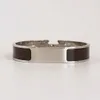 Lyxarmbanddesigner Bangle Only Womens Storlek 17 smycken armband för kvinnor bred 12 mm titanstruta med originalpåse box