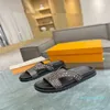 디자이너 -Cowhide Sandal Candy Color Flats 신발 신발 여성 디자이너 야외 고급 슬리퍼 여성 평면 바닥